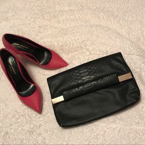 French Connection ♠️ black clutch